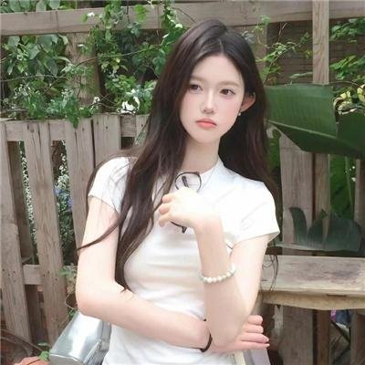华府千秋